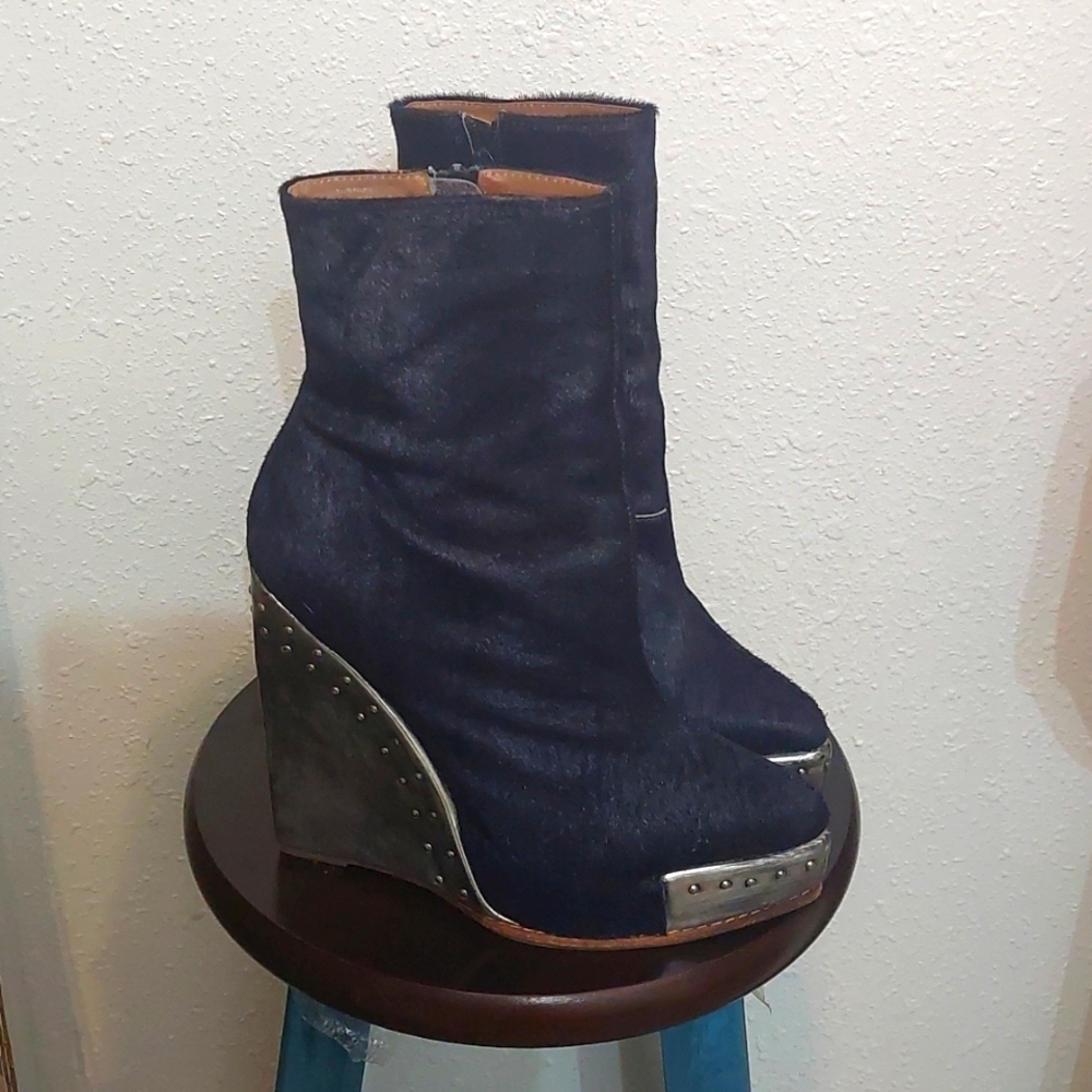 Jeffrey Campbell handmade Havana  size 8
